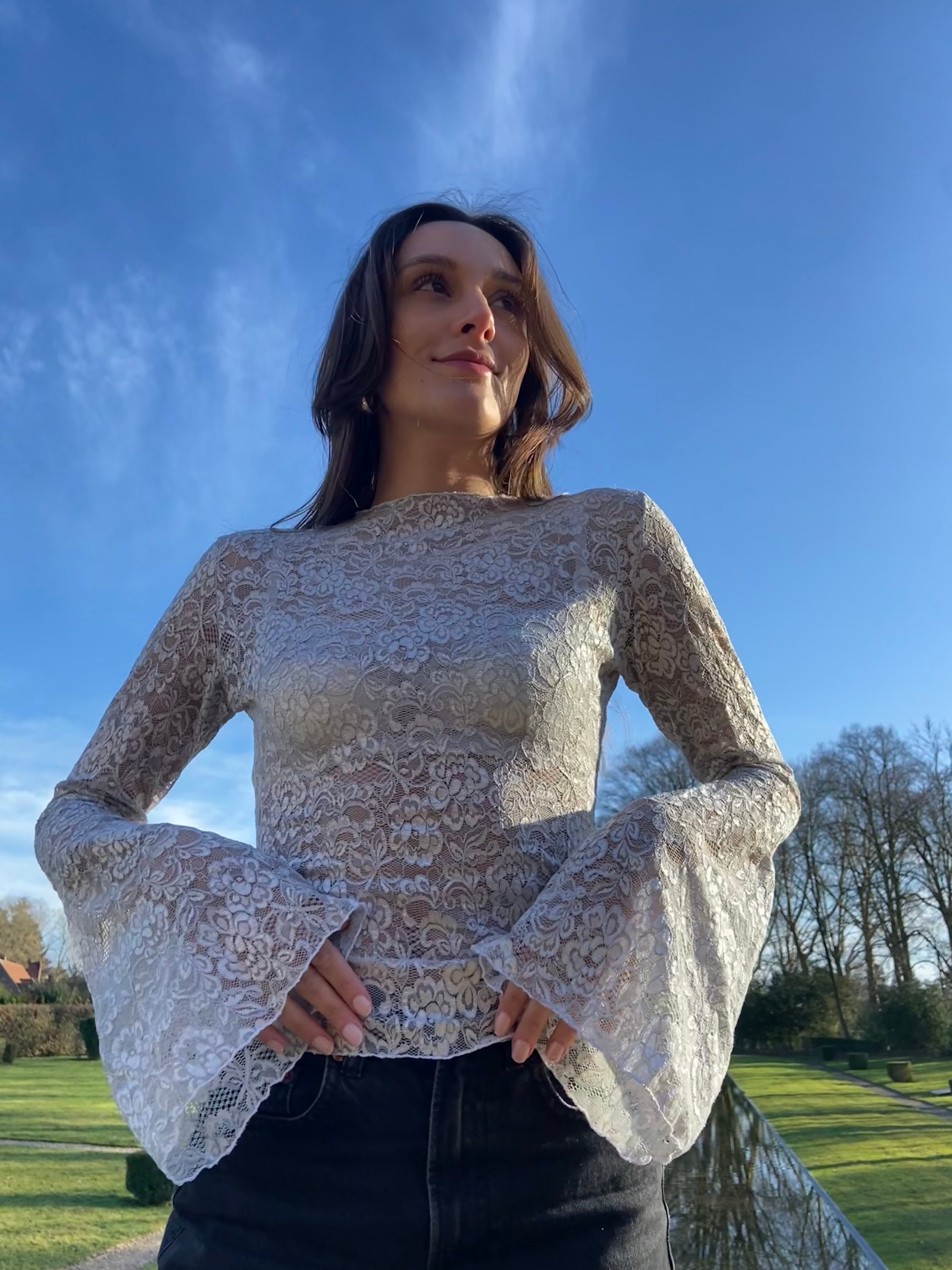 𝘓𝘪𝘯𝘥𝘢 Top